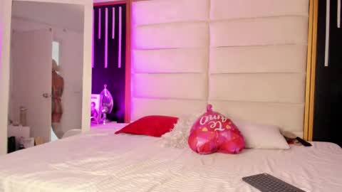 Juli online show from 3, 3, 2026