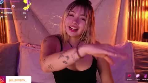 jullianapriv_ online show from 10, 3, 2026