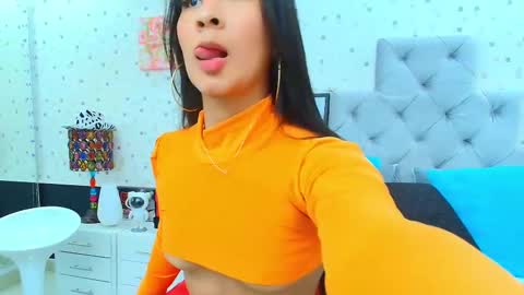 Julieta Reyes   online show from 10, 2, 2025