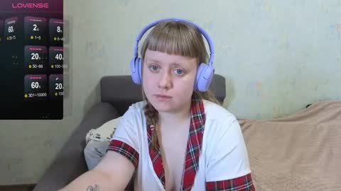 Snapshot of june_shy0 chatting on 13, 2, 2026 June online show from 13, 2, 2026