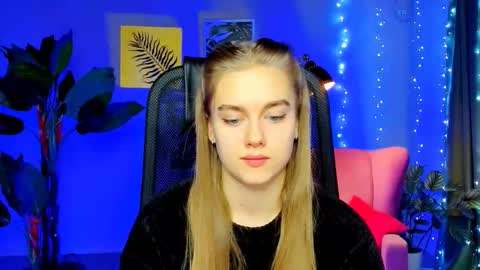 junewoods online show from 13, 1, 2026