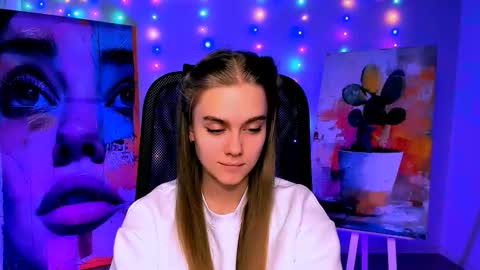 junewoods online show from 9, 2, 2026