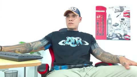 Snapshot of juniior_333 chatting on 26, 11, 2025 juniior_333 online show from 26, 11, 2025