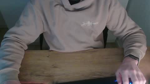 junk2711 online show from 19, 1, 2025