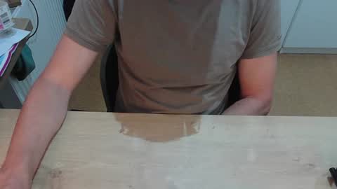 Snapshot of junk2711 chatting on 11, 6, 2026 junk2711 online show from 11, 6, 2026