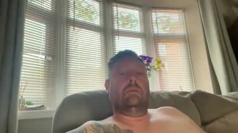 Snapshot of junky345 chatting on 24, 4, 2026 Junky online show from 24, 4, 2026
