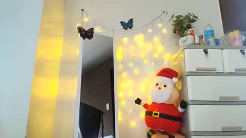 junovaughn online show from 20, 12, 2025