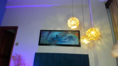 Jupiter Fox online show from 18, 11, 2025