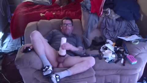 Snapshot of just4u2wantkikme chatting on 17, 4, 2026 justGerkinITinsta online show from 17, 4, 2026