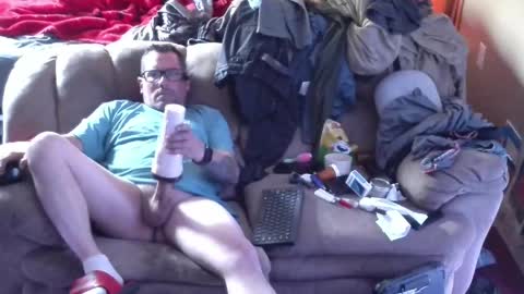 Snapshot of just4u2wantkikme chatting on 27, 5, 2026 justGerkinITinsta online show from 27, 5, 2026