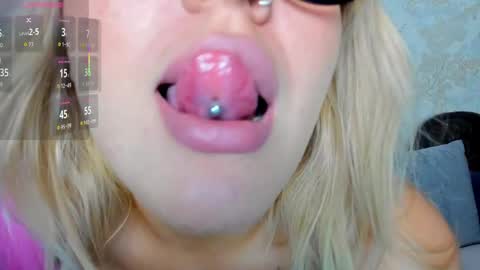 Snapshot of just_alex__ chatting on 13, 5, 2026 Alex Alexandra online show from 13, 5, 2026