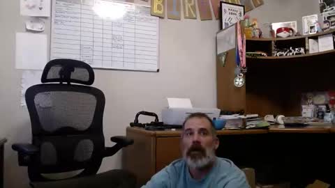 Snapshot of just_chillinwithya chatting on 4, 12, 2025 Your Zaddy online show from 4, 12, 2025