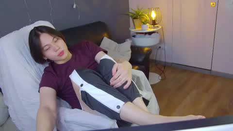just_gay_ online show from 1, 2, 2025