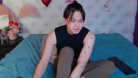 just_gay_ online show from 26, 2, 2025