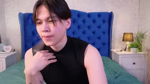 just_gay_ online show from 6, 3, 2025