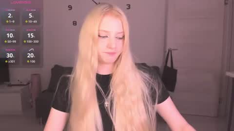 Snapshot of just_jessy_meow chatting on 16, 6, 2026 JESSY online show from 16, 6, 2026