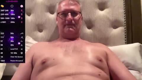 Michael online show from 26, 9, 2025