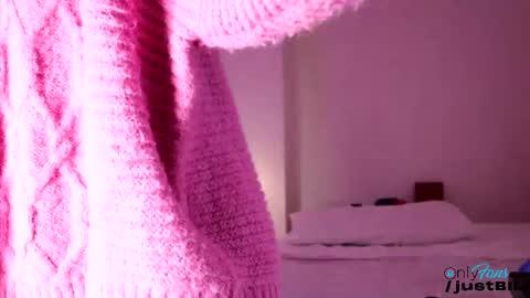 Snapshot of justbecauseiloveit chatting on 9, 2, 2025 Billie B William online show from 9, 2, 2025