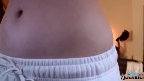 Snapshot of justbecauseiloveit chatting on 15, 10, 2025 Billie B William online show from 15, 10, 2025