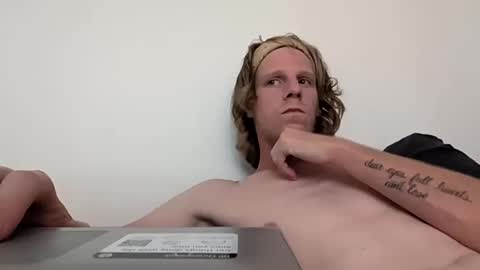 Snapshot of justhavingfun111 chatting on 16, 10, 2025 justhavingfun111 online show from 16, 10, 2025