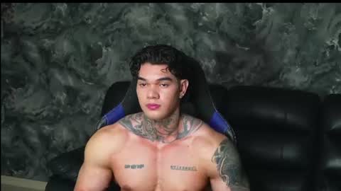 Snapshot of justin_clark1 chatting on 17, 6, 2026 justin clark1 online show from 17, 6, 2026