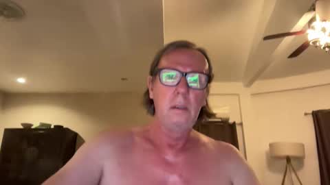 Snapshot of justin_hornyyyy chatting on 19, 12, 2025 justin_hornyyyy online show from 19, 12, 2025