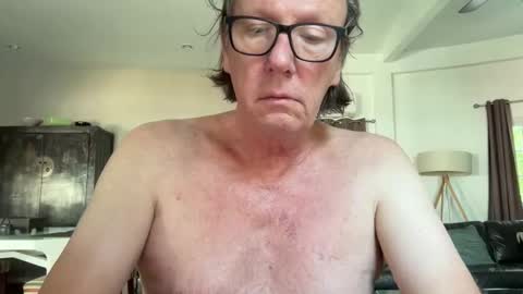 Snapshot of justin_hornyyyy chatting on 23, 12, 2025 justin_hornyyyy online show from 23, 12, 2025