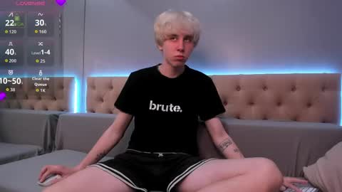 justTEEN online show from 18, 5, 2026