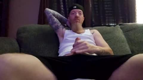 Snapshot of justinfromthadro chatting on 14, 9, 2025 justinfromthadro online show from 14, 9, 2025