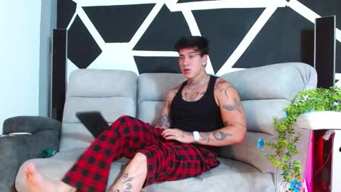 justinfuller_31 online show from 28, 11, 2025