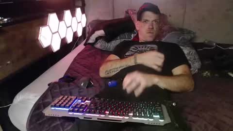 justinmoore1987 online show from 14, 10, 2025