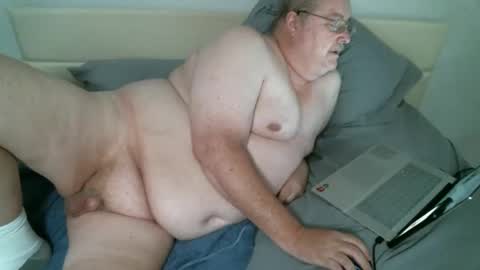 justmedm64 online show from 16, 2, 2026