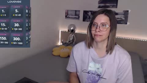 Julie online show from 25, 1, 2025