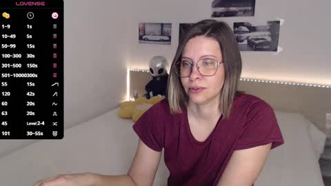 Julie online show from 11, 3, 2025