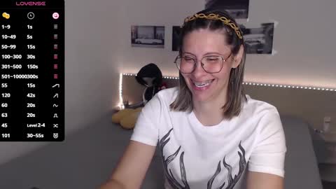 Julie online show from 24, 9, 2025