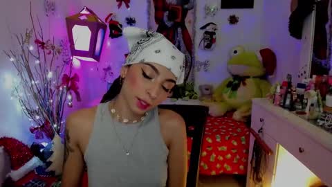 Mia online show from 12, 12, 2024