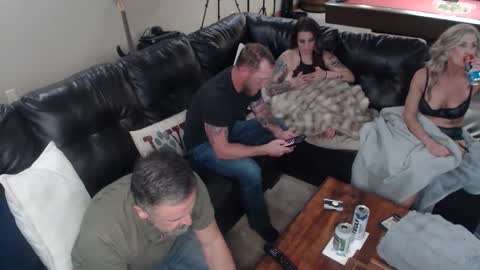 PussNBoots2016 online show from 12, 4, 2026