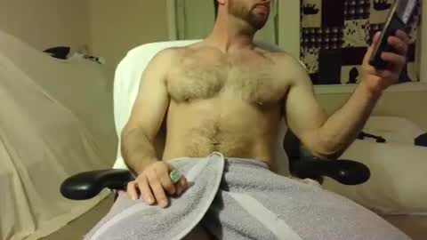 Snapshot of jwolf86 chatting on 1, 1, 2025 Wolf online show from 1, 1, 2025