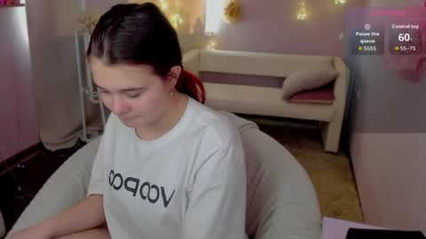Snapshot of kacey_love chatting on 3, 5, 2026 Kacey online show from 3, 5, 2026