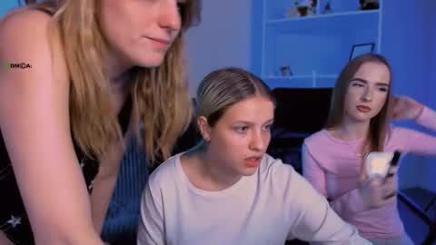 kaela_spell_ online show from 23, 11, 2025