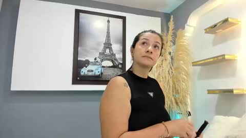 Antonella online show from 28, 11, 2025