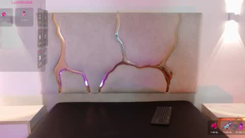 kai_tay1 online show from 22, 3, 2026