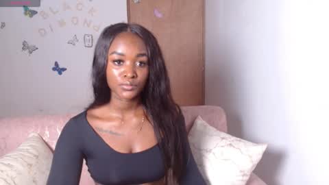 Angie  online show from 10, 11, 2025