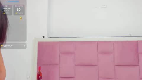 Snapshot of kaily_sweet1 chatting on 14, 12, 2025 kelly online show from 14, 12, 2025