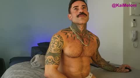 Snapshot of kairos_xx chatting on 25, 5, 2026 Kairos Meucci online show from 25, 5, 2026