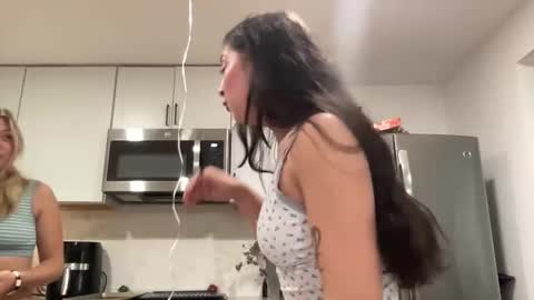 Snapshot of kaitlynxbeckham chatting on 17, 9, 2025 Kaitlyn Beckham online show from 17, 9, 2025