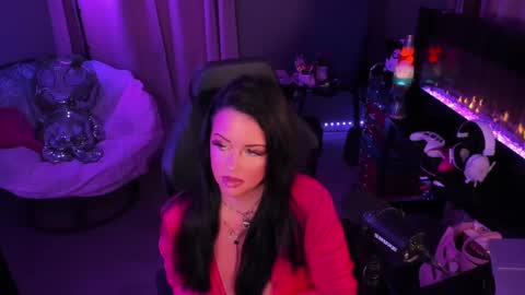 MikaelaSeraphina online show from 4, 2, 2025