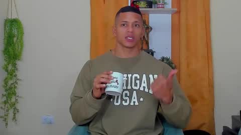 Snapshot of kale_tomson chatting on 11, 2, 2025 kale thomson online show from 11, 2, 2025