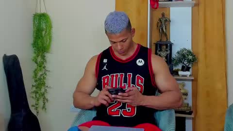 Snapshot of kale_tomson chatting on 2, 3, 2025 kale thomson online show from 2, 3, 2025