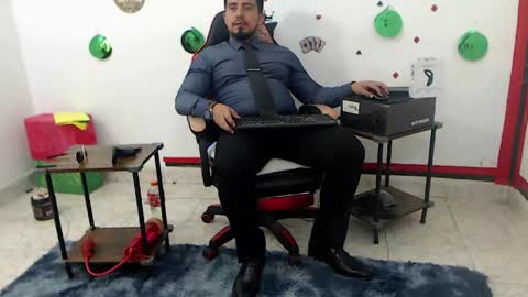 Snapshot of kalethbigdick88 chatting on 17, 5, 2026 Kaleth online show from 17, 5, 2026
